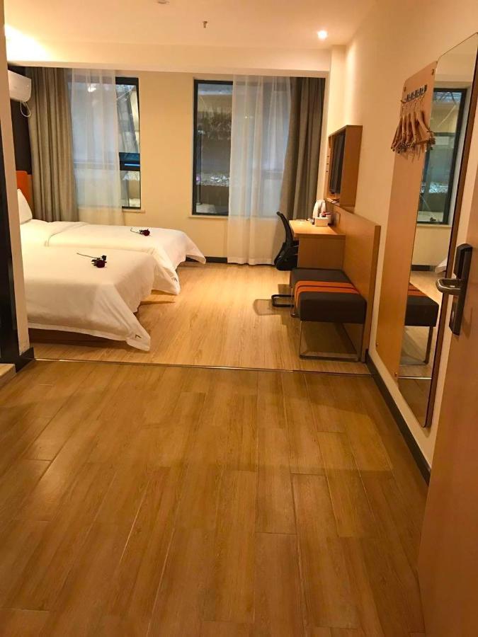 7 Days Premium Chongqing Jiangbei International Airport Branch Ξενοδοχείο Εξωτερικό φωτογραφία